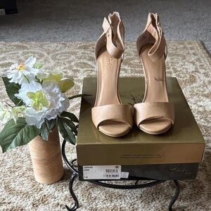 Thalia Sodi Nude Heels
